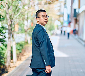 先輩の声「工業製品営業部」